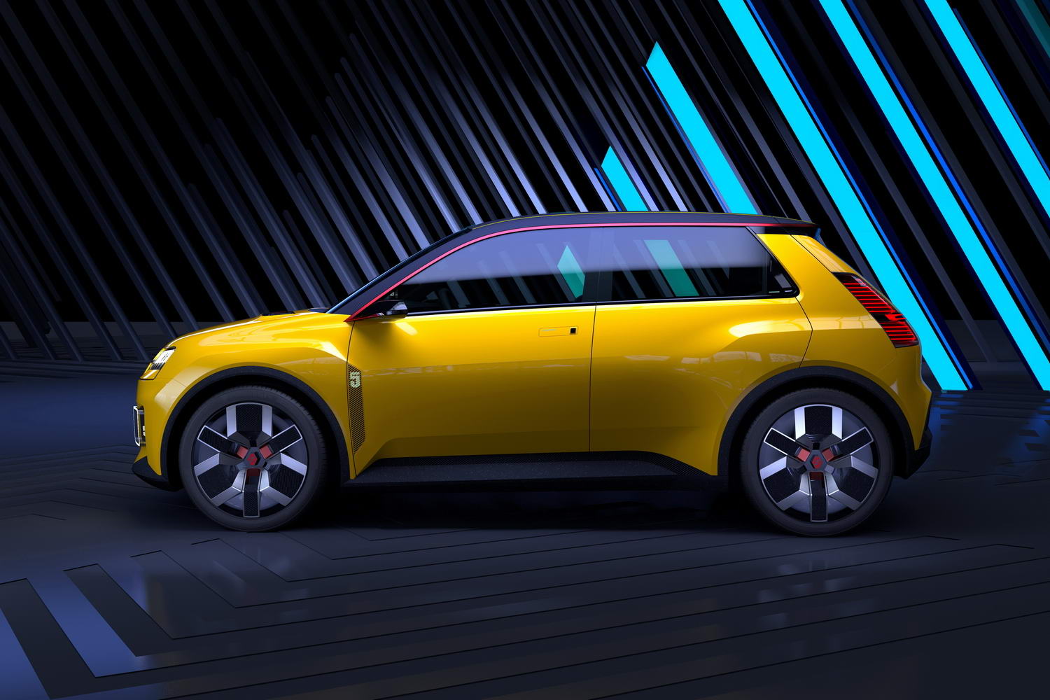Renault stuns with new electric 5