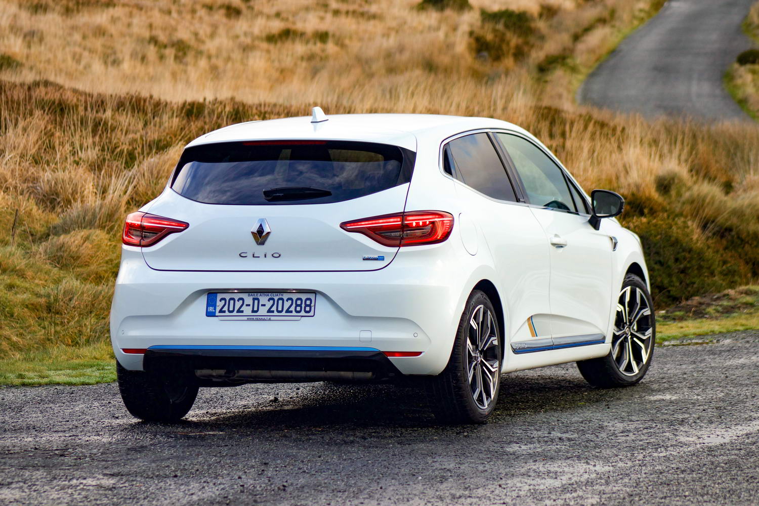 Renault Clio E-Tech hybrid (2021)