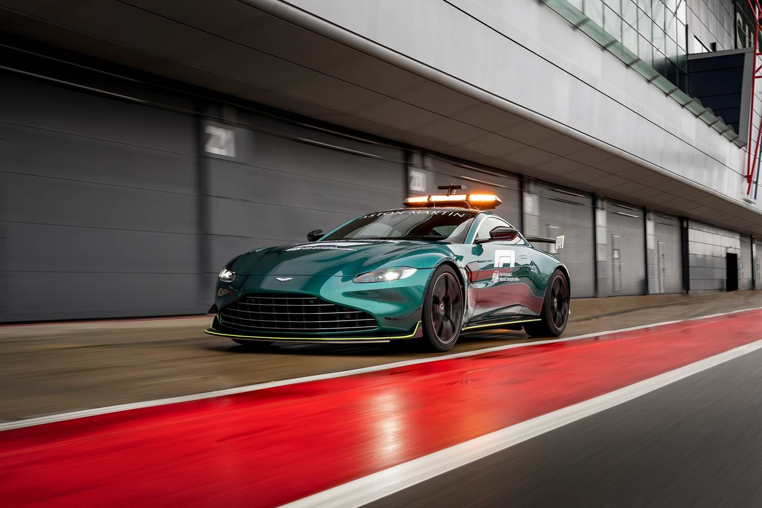 Aston takes over F1 safety and medical car duties