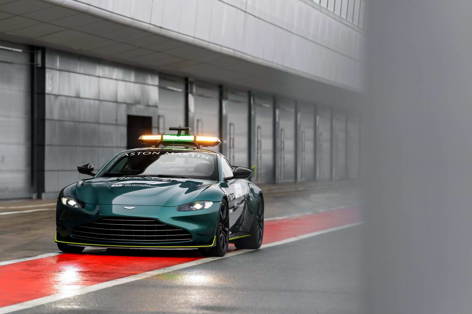 Aston takes over F1 safety and medical car duties