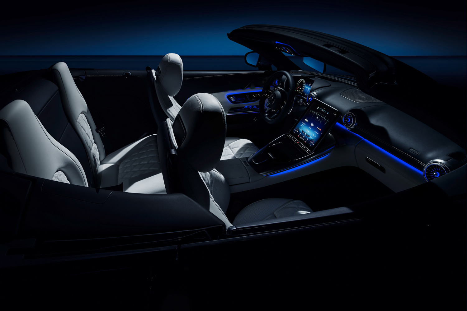 Mercedes shows off new SL interior