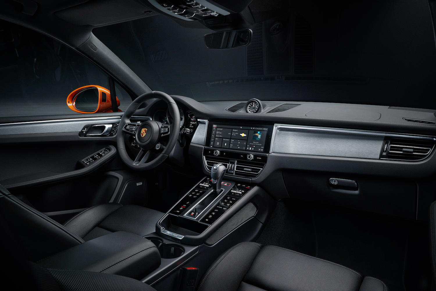 Porsche updates the Macan SUV