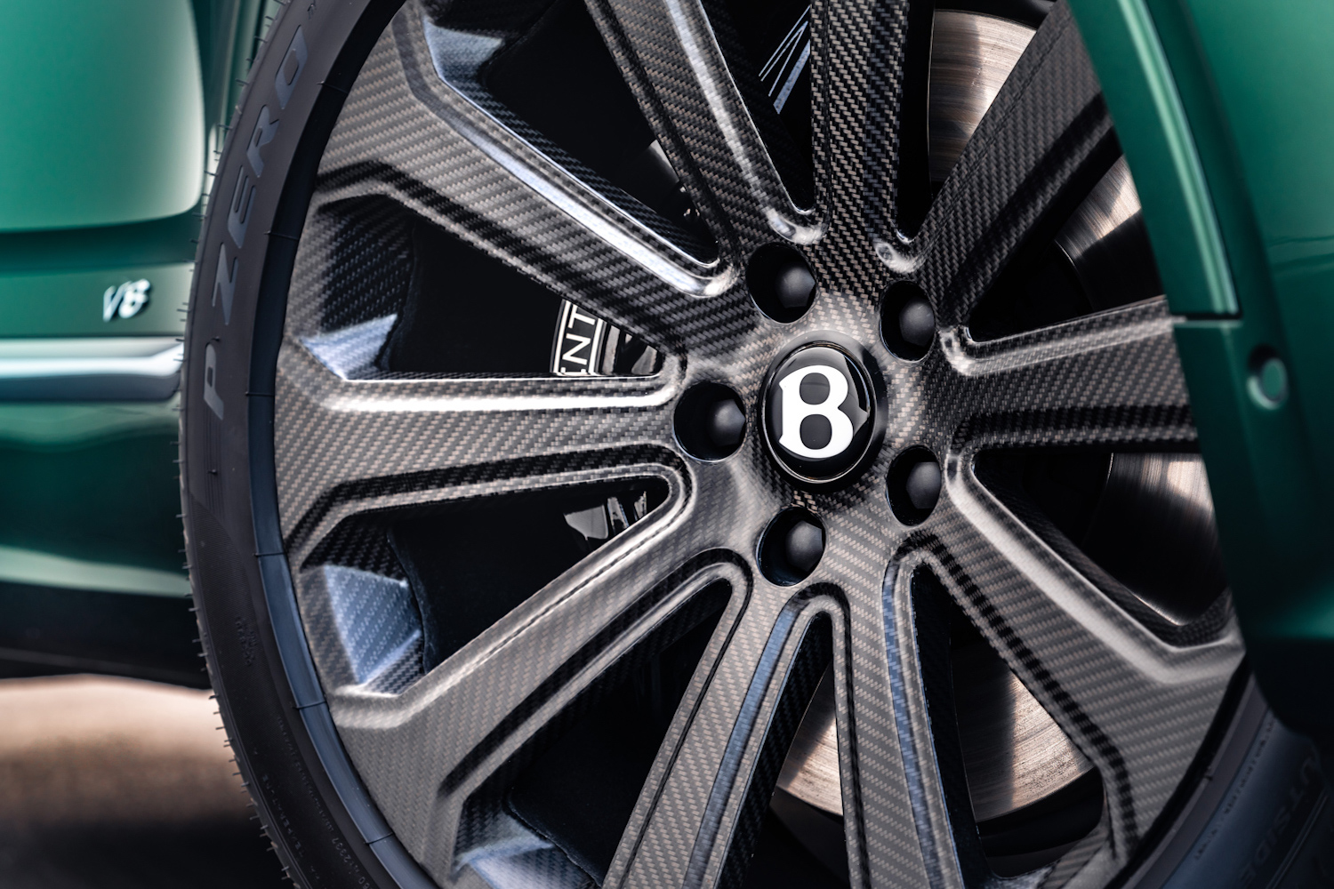 Bentley makes largest carbon wheel on the market