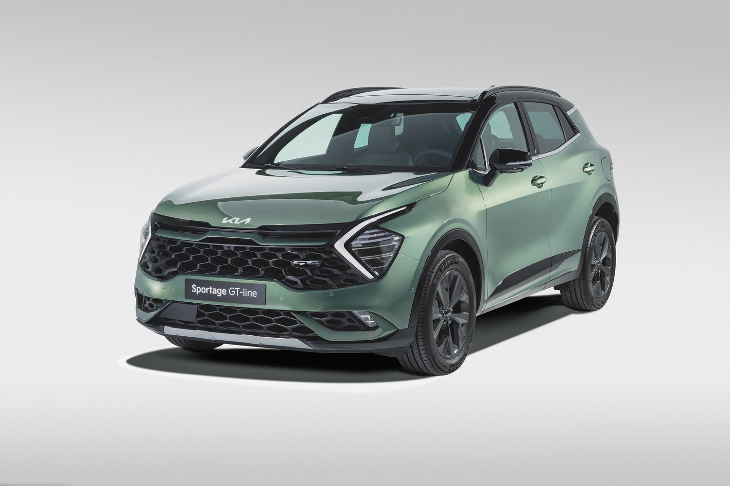 Kia debuts new Sportage SUV
