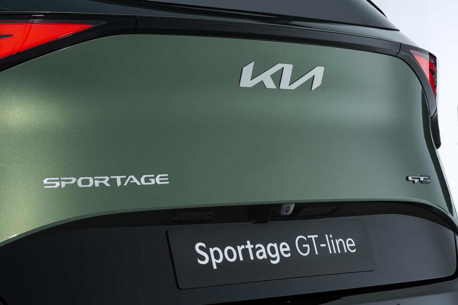 Kia debuts new Sportage SUV