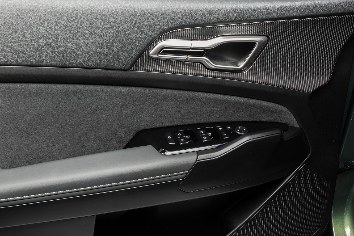 Kia debuts new Sportage SUV