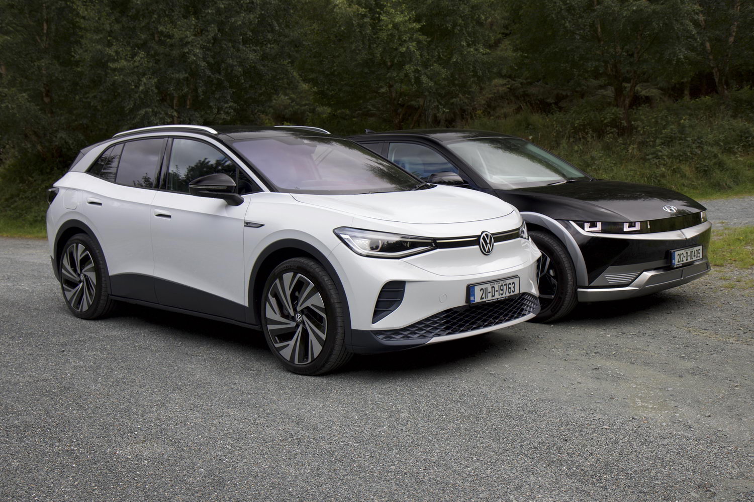 Hyundai Ioniq 5 vs. VW ID.4 electric family car comparison