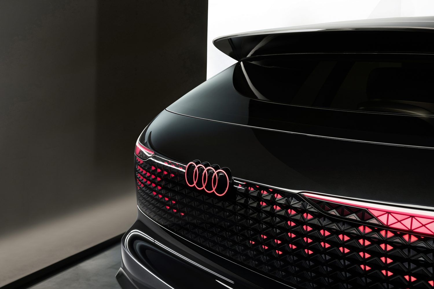 Audi reveals huge new Urbansphere concept