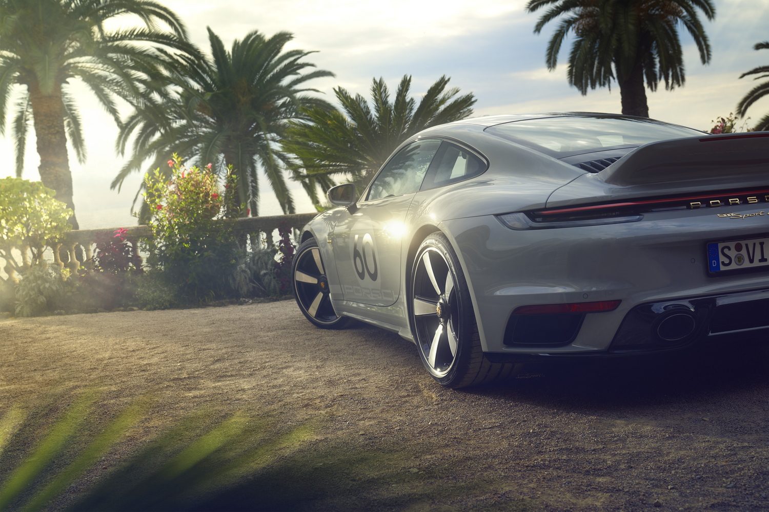 Porsche unveils retro 911 Sport Classic