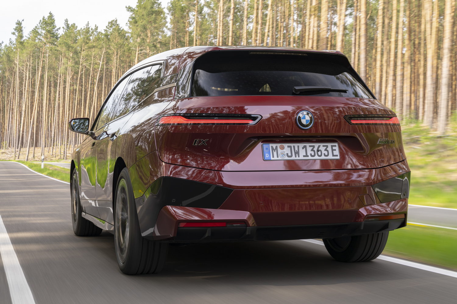 BMW iX M60 (2022)