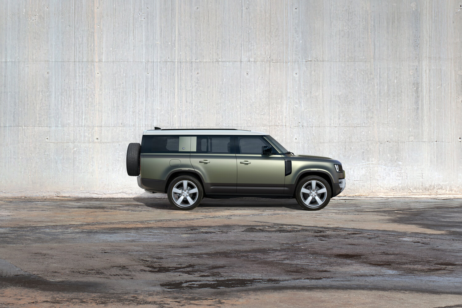 Land Rover Defender 130 gets eight seats
