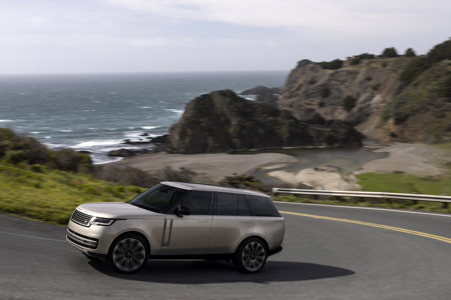 Range Rover D350 HSE (2022) Range Rover D350 HSE (2022)