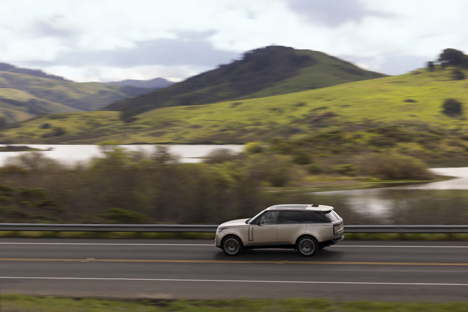 Range Rover D350 HSE (2022) Range Rover D350 HSE (2022)