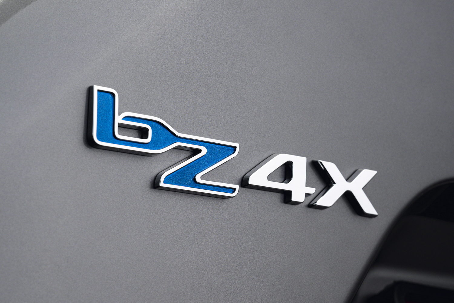 Toyota bZ4X AWD (2022)