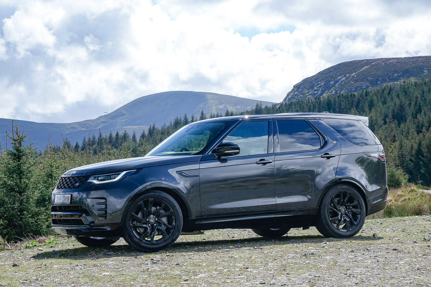 Land Rover Discovery D250 R-Dynamic (2022)