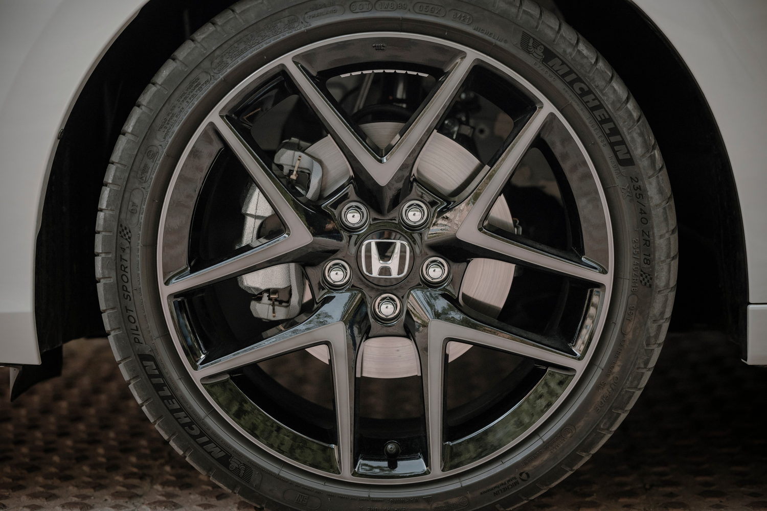 Honda Civic e:HEV hybrid (2023)
