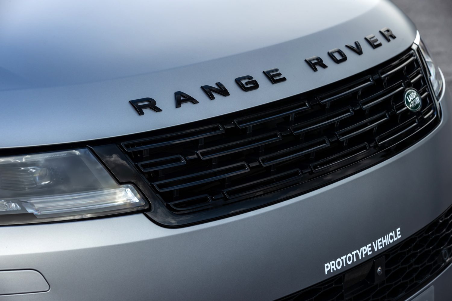 Range Rover Sport P530 (2022 passenger ride)