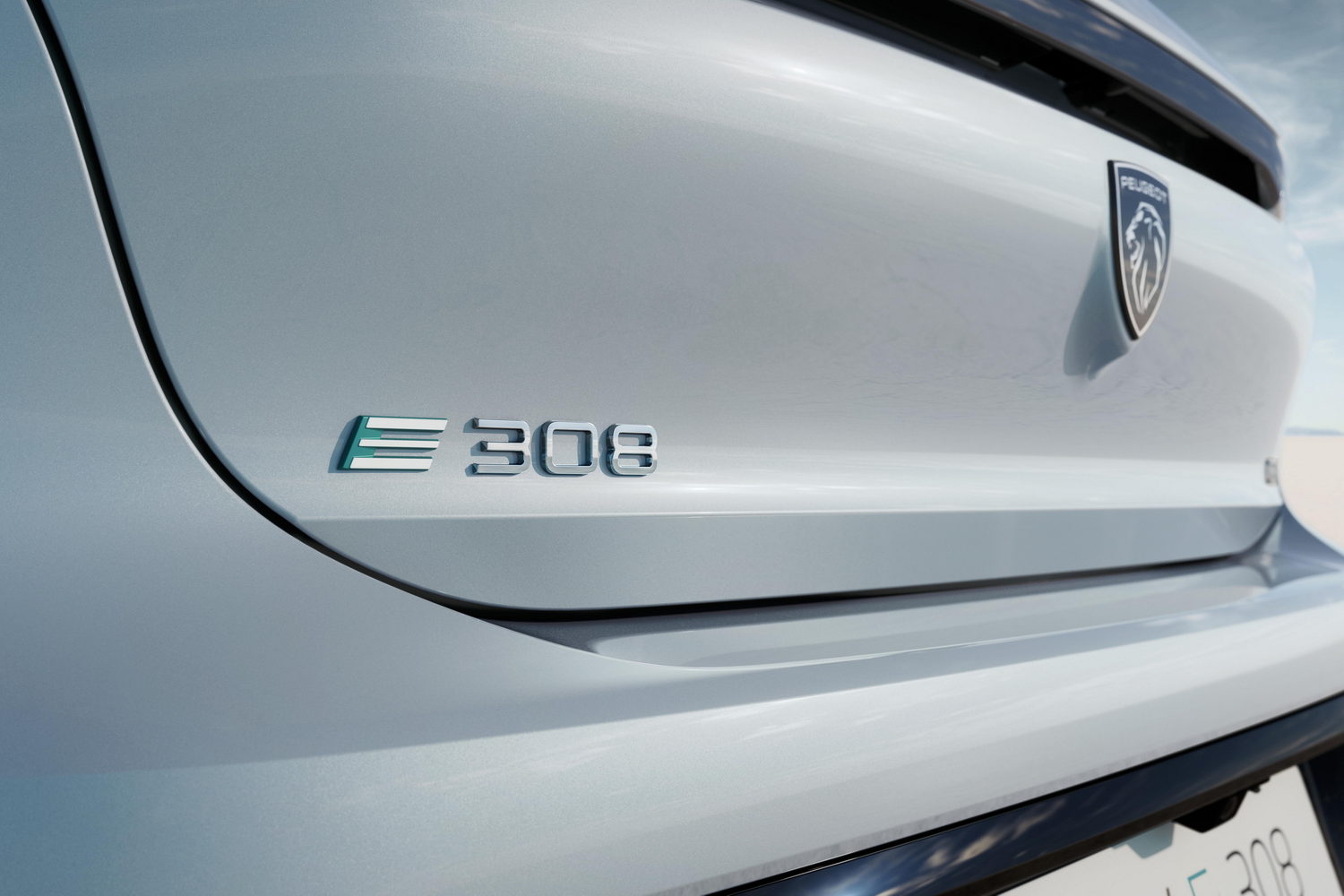 Electric Peugeot E-308 details out