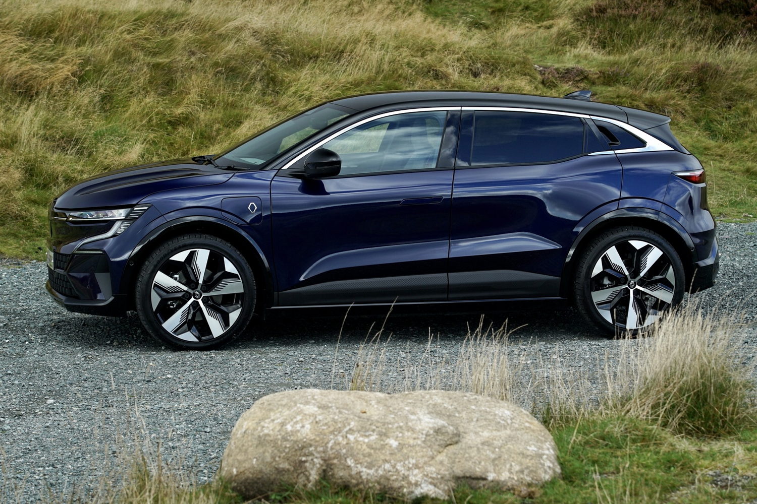 Electric Megane costs €37,495 in Ireland
