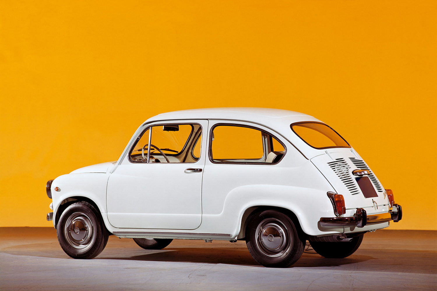 Fiat 500 - the history of Italy