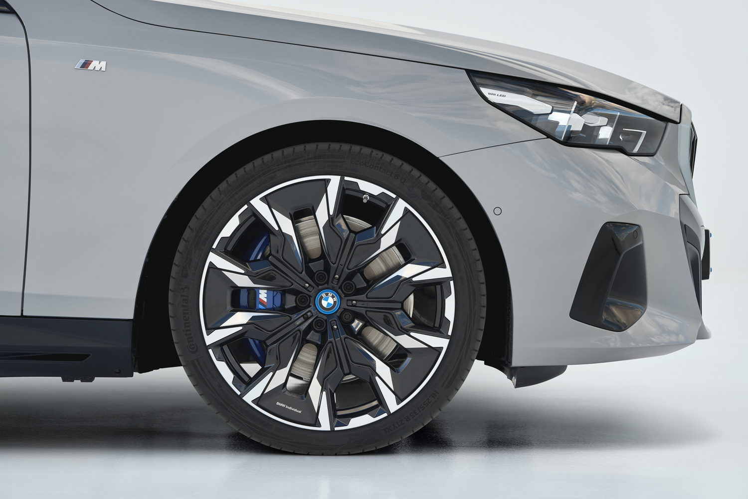 BMW i5 is new electric 5 Series