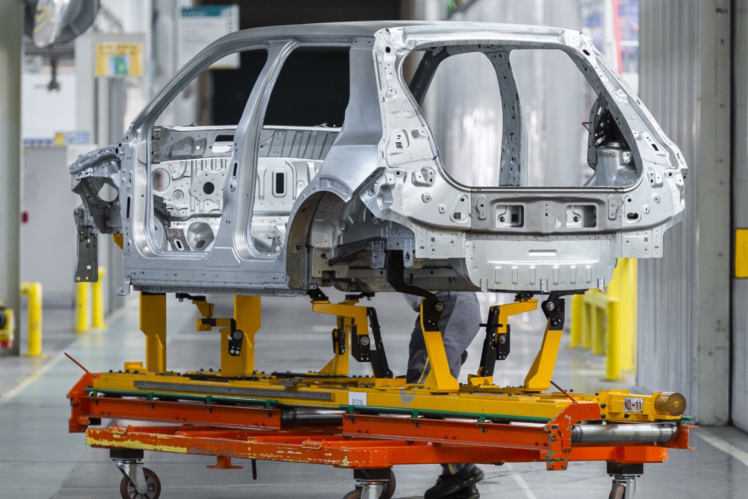 We peek behind the scenes as Renault 5 prepares for full production