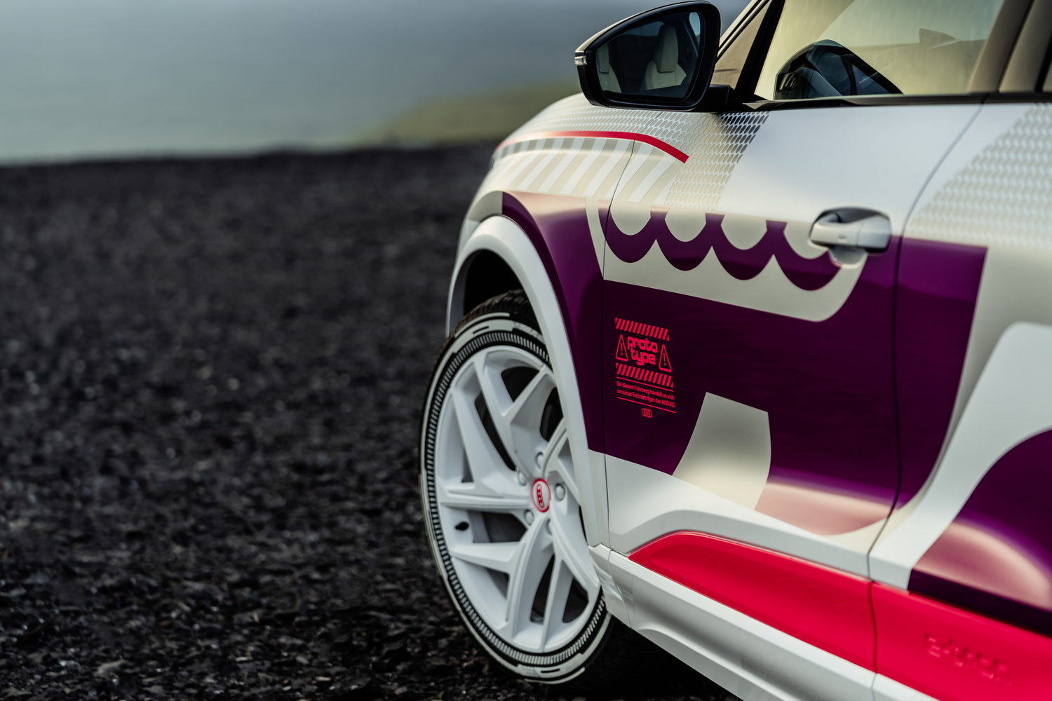 Audi Q6 e-tron (2023 prototype)