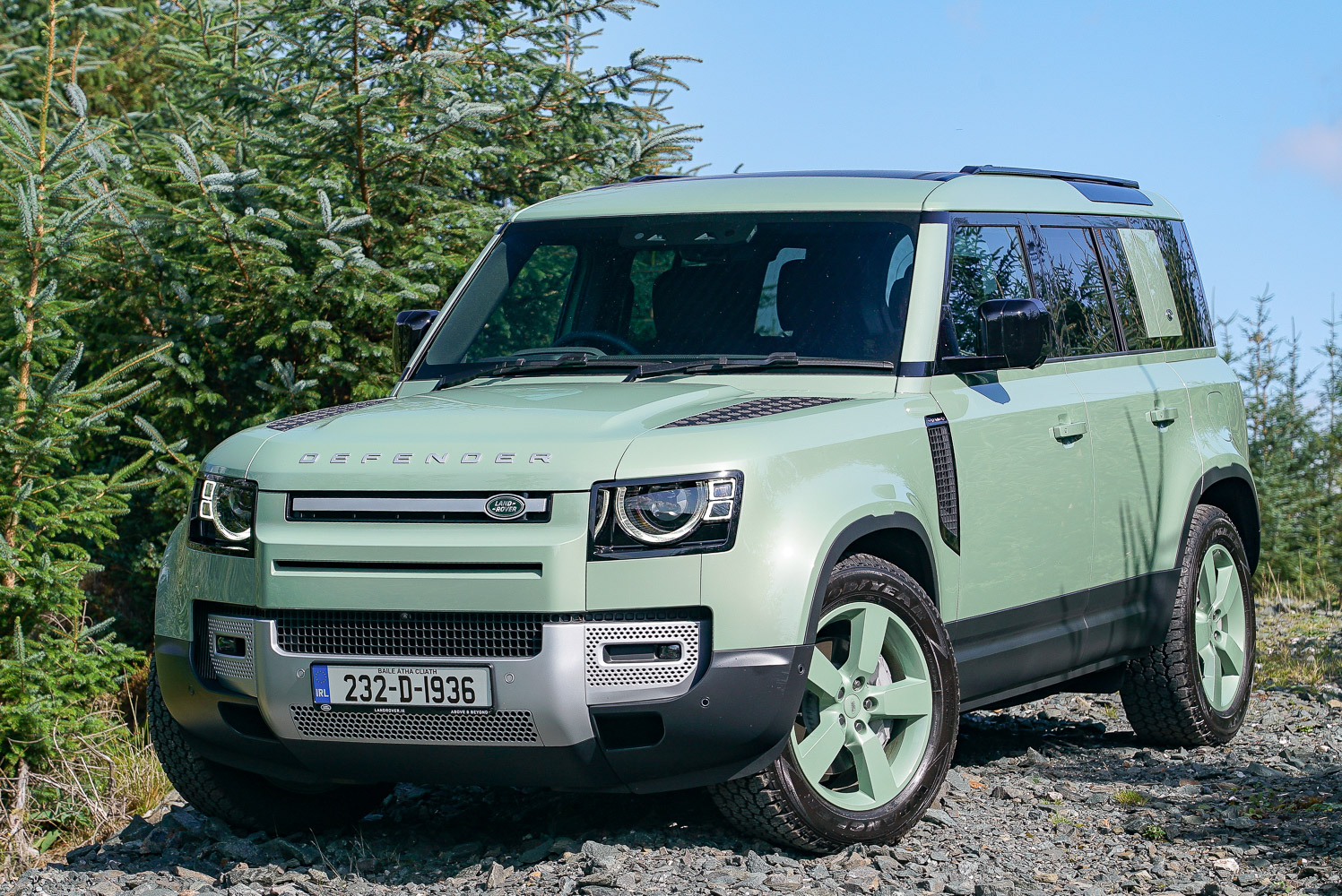 Land Rover Defender plug-in hybrid (2023) review: the erudite