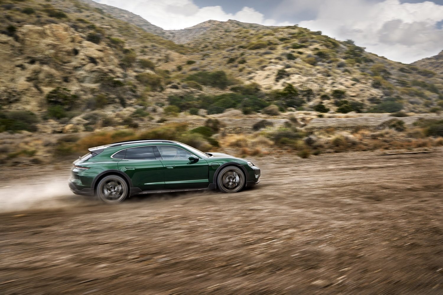 Porsche Taycan Cross Turismo