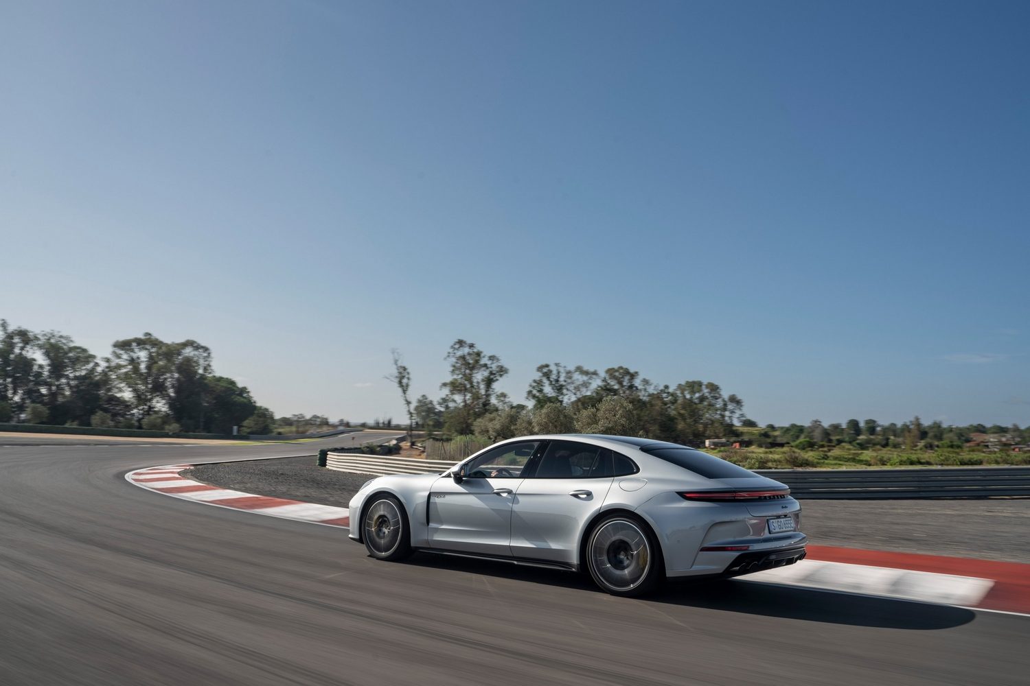 Porsche Panamera Turbo EHybrid (2024) Reviews Complete Car