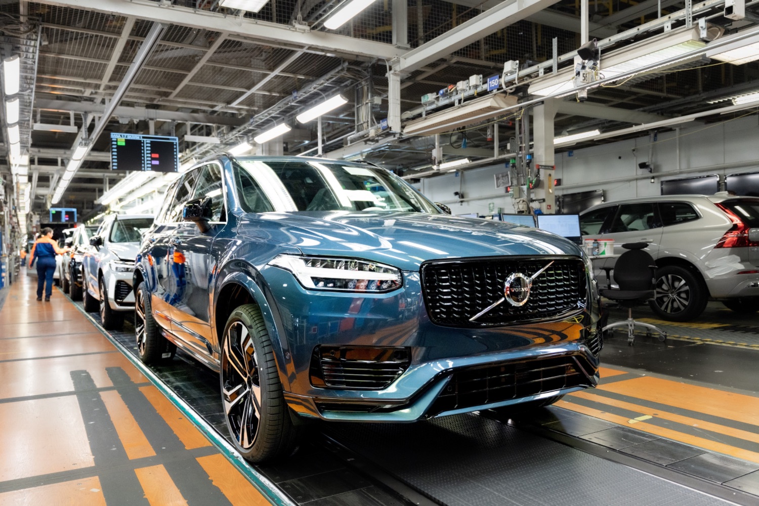 Volvo makes its last-ever diesel car