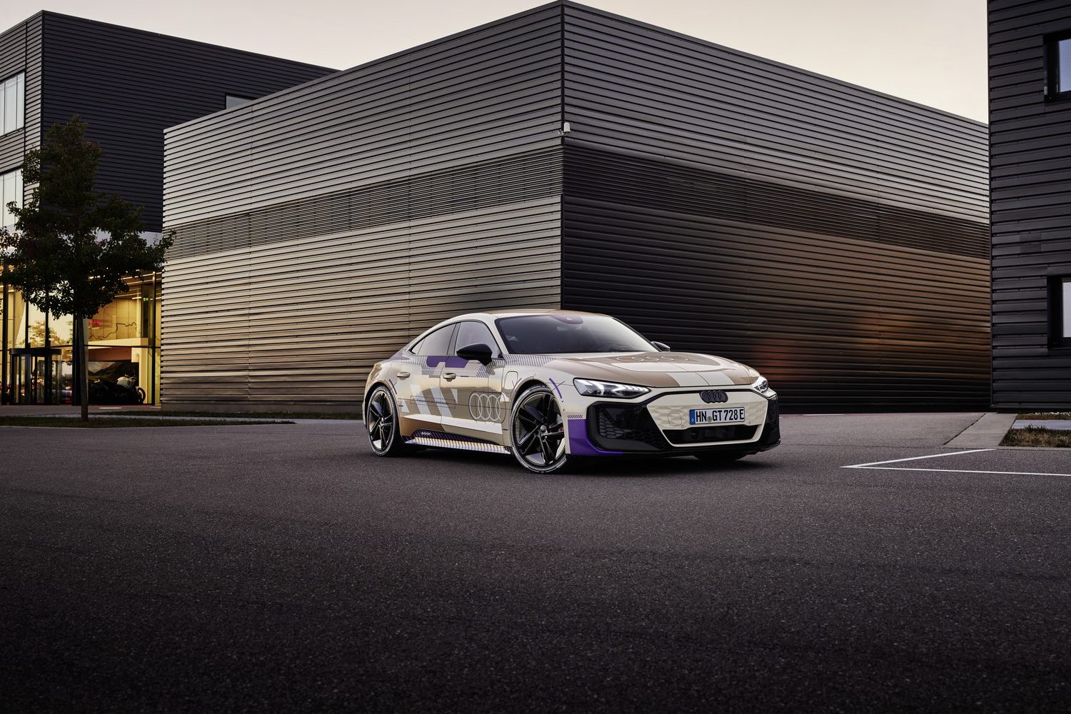 Audi RS e-tron GT (2024 prototype)