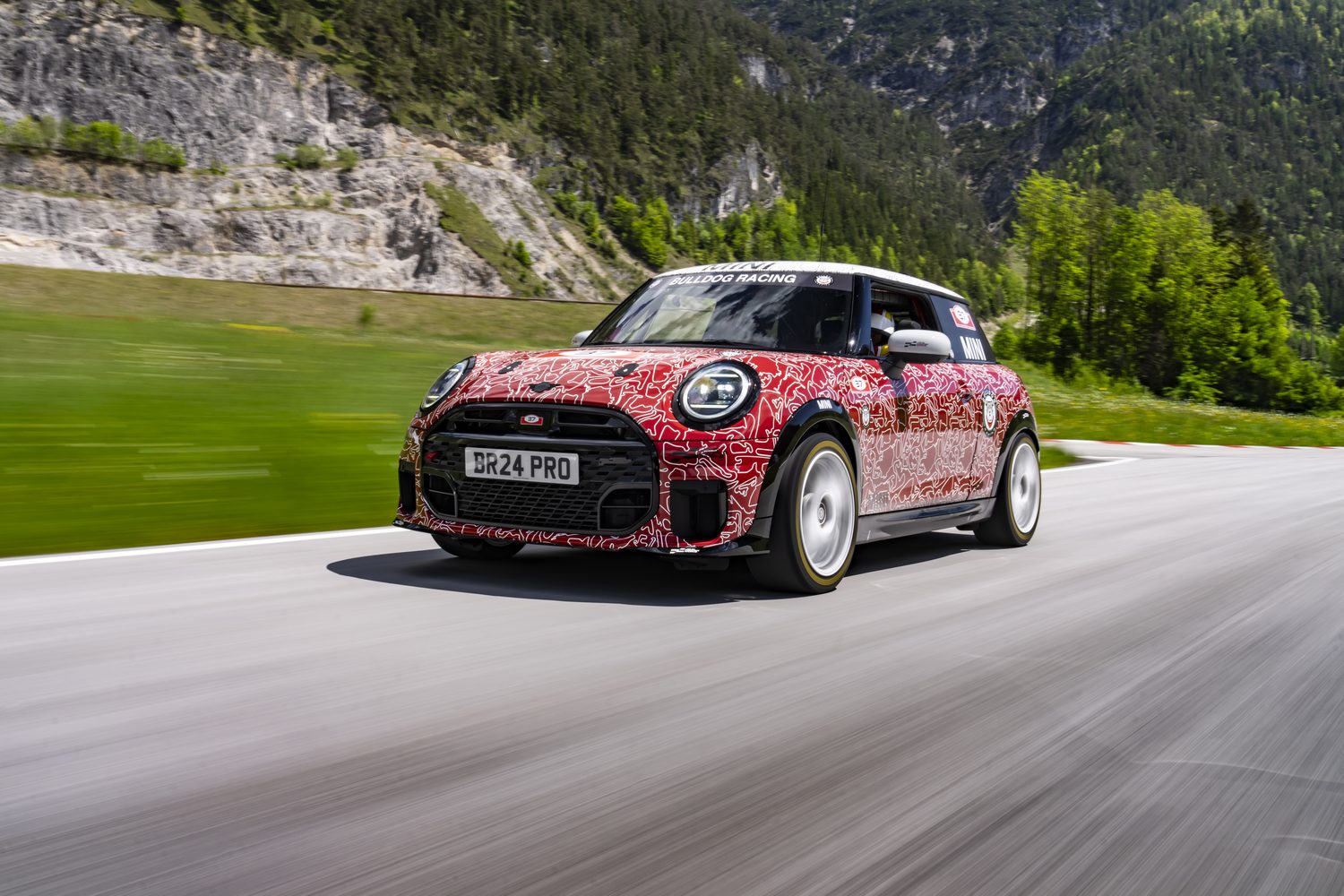 MINI John Cooper Works makes race debut