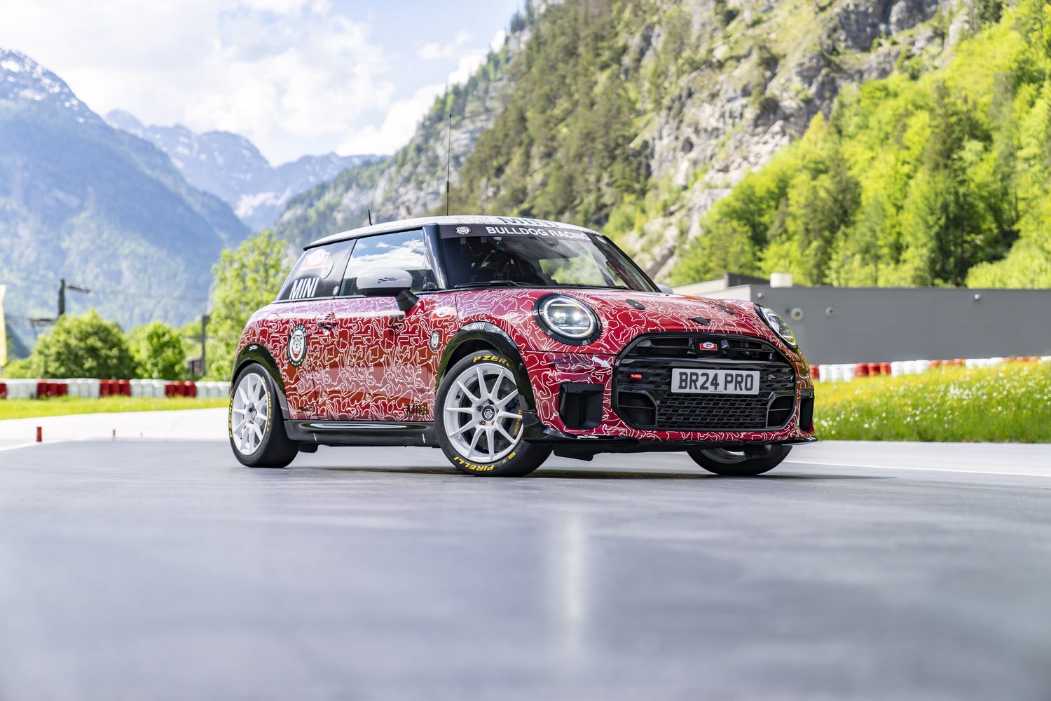MINI John Cooper Works makes race debut