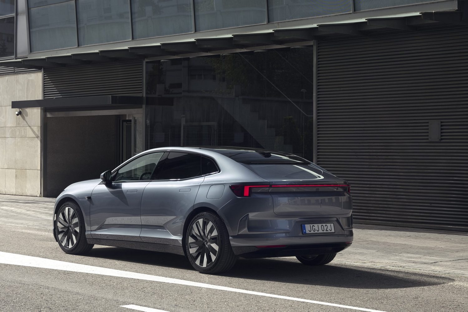 Polestar 4