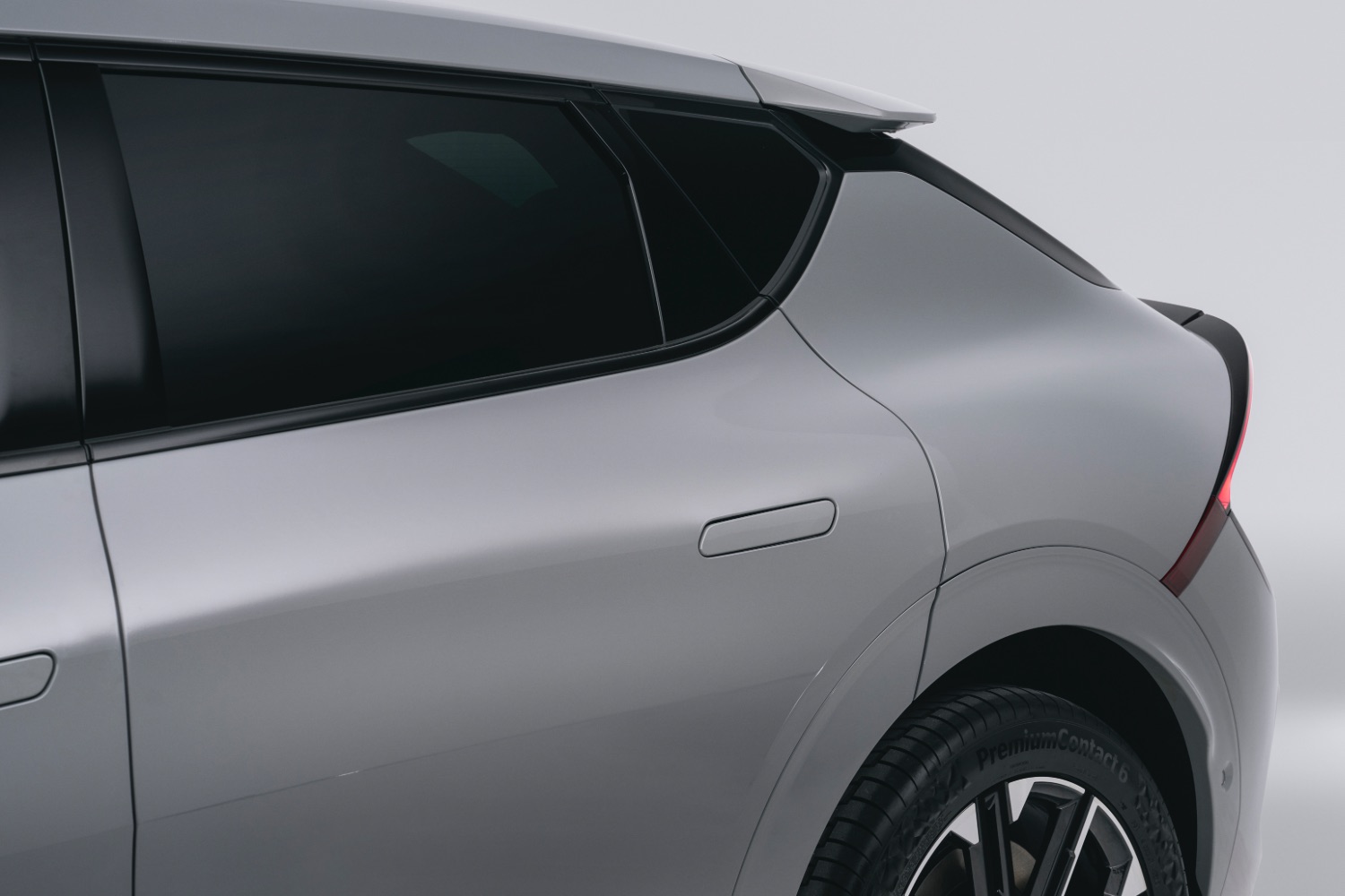 Kia EV6 gets new look, more range