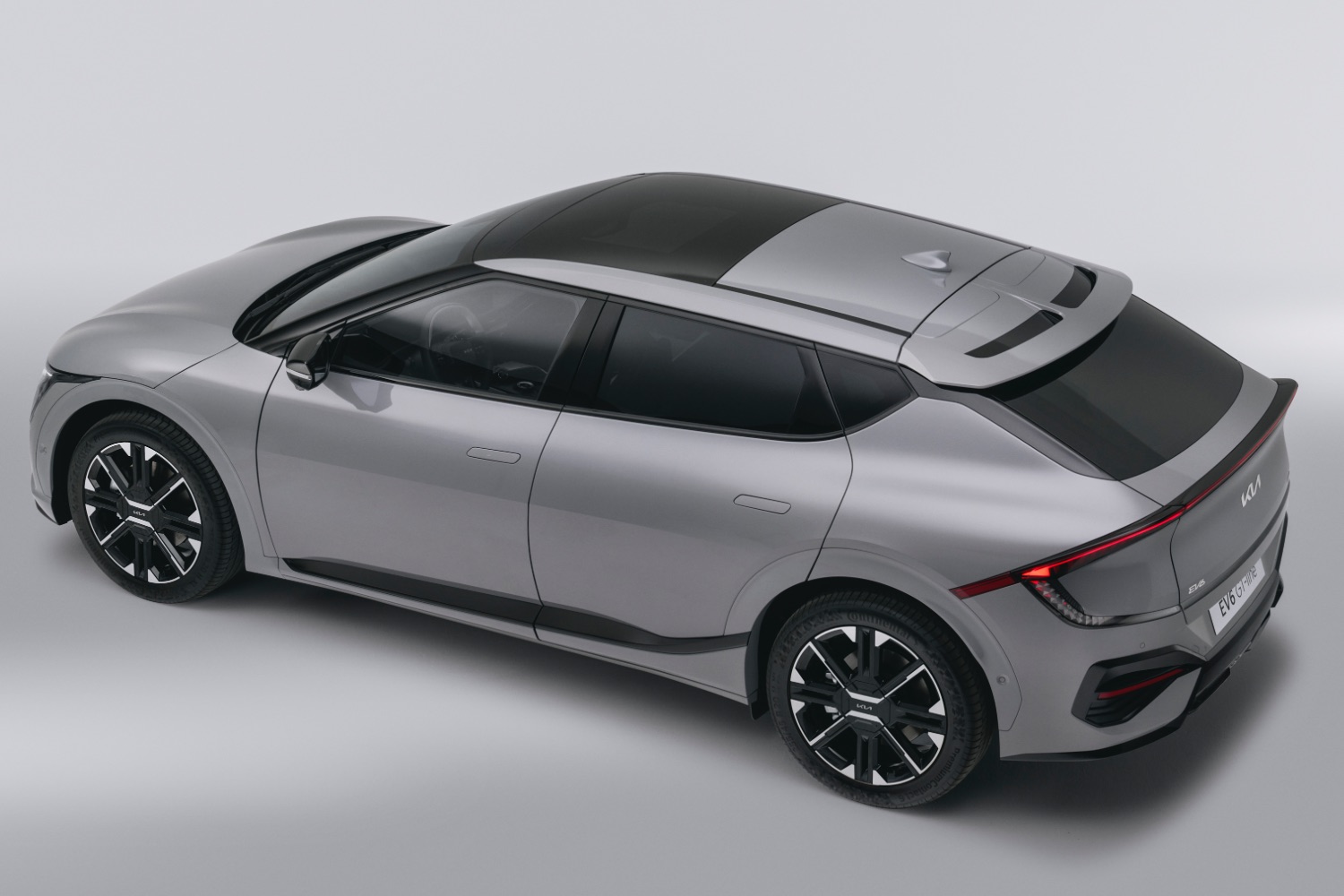 Kia EV6 gets new look, more range