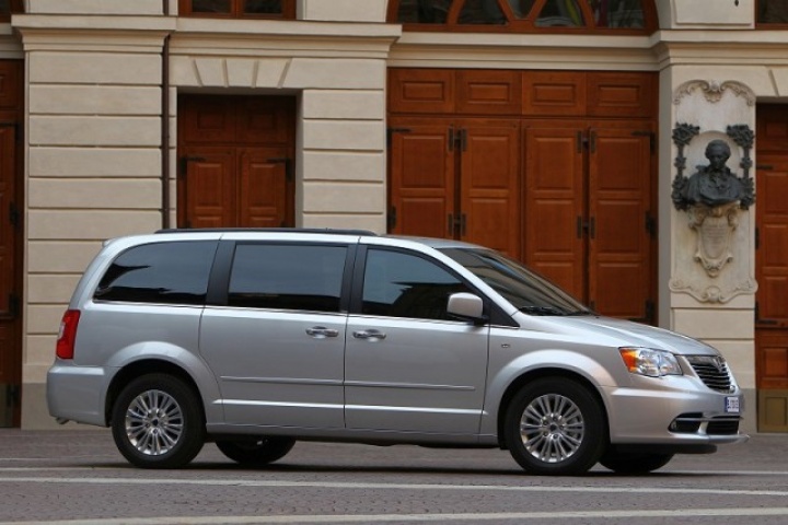 Chrysler Grand Voyager Reviews Complete Car