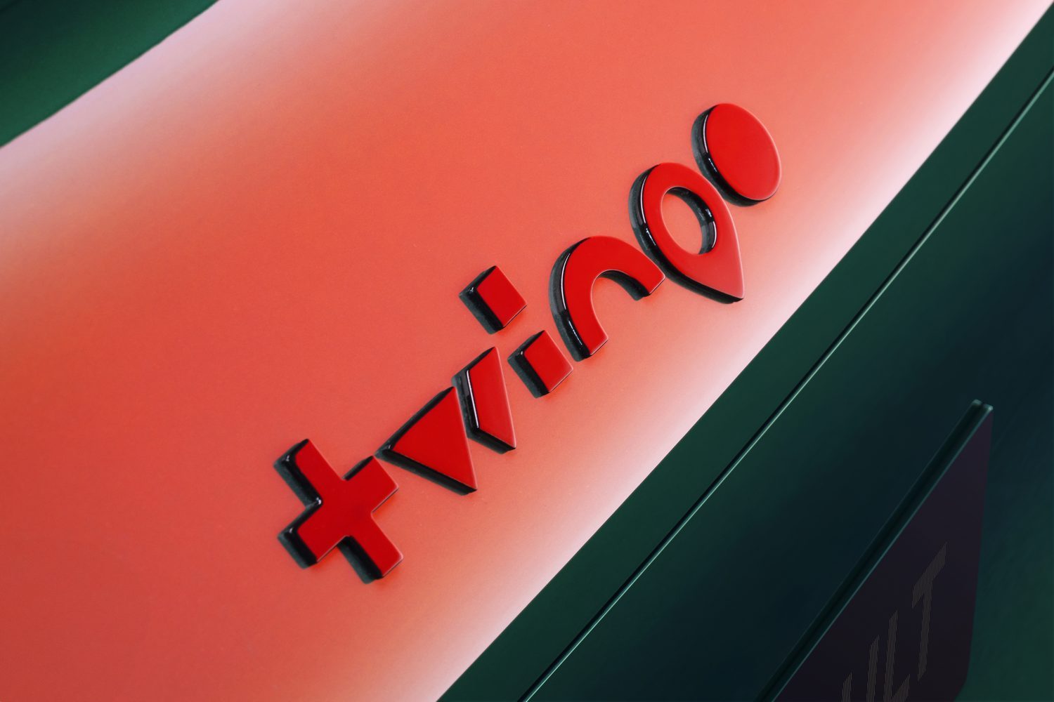 Electric Renault Twingo set for Paris