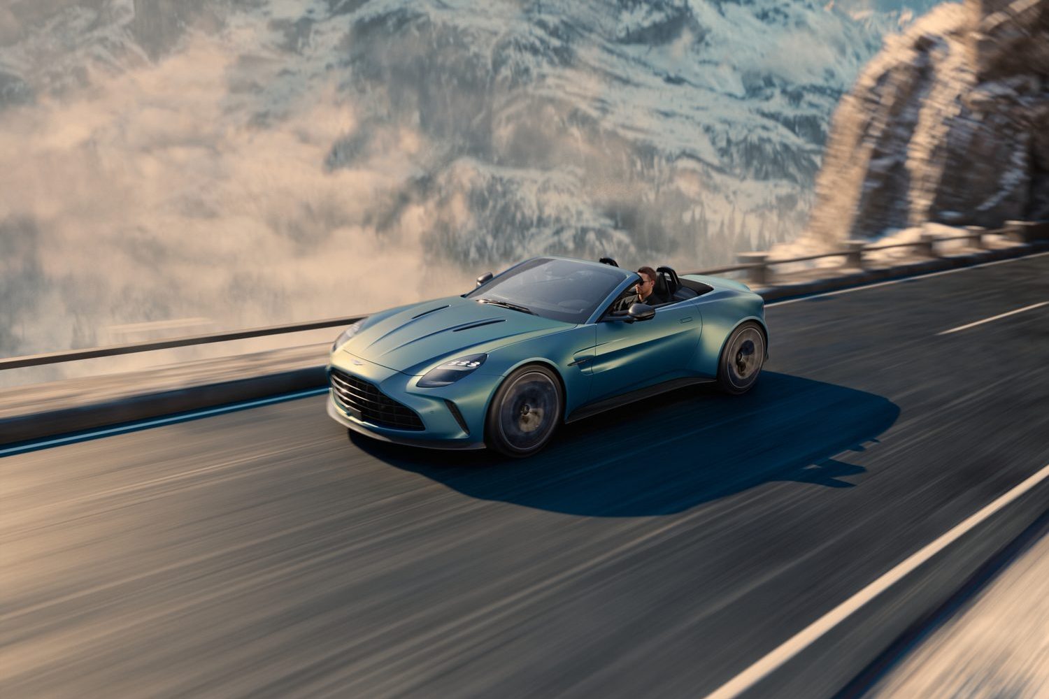 Aston Martin Vantage Roadster unveiled