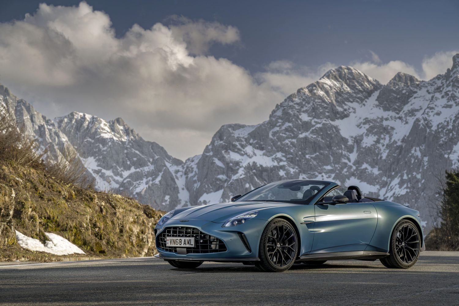 Aston Martin Vantage Roadster (2025)