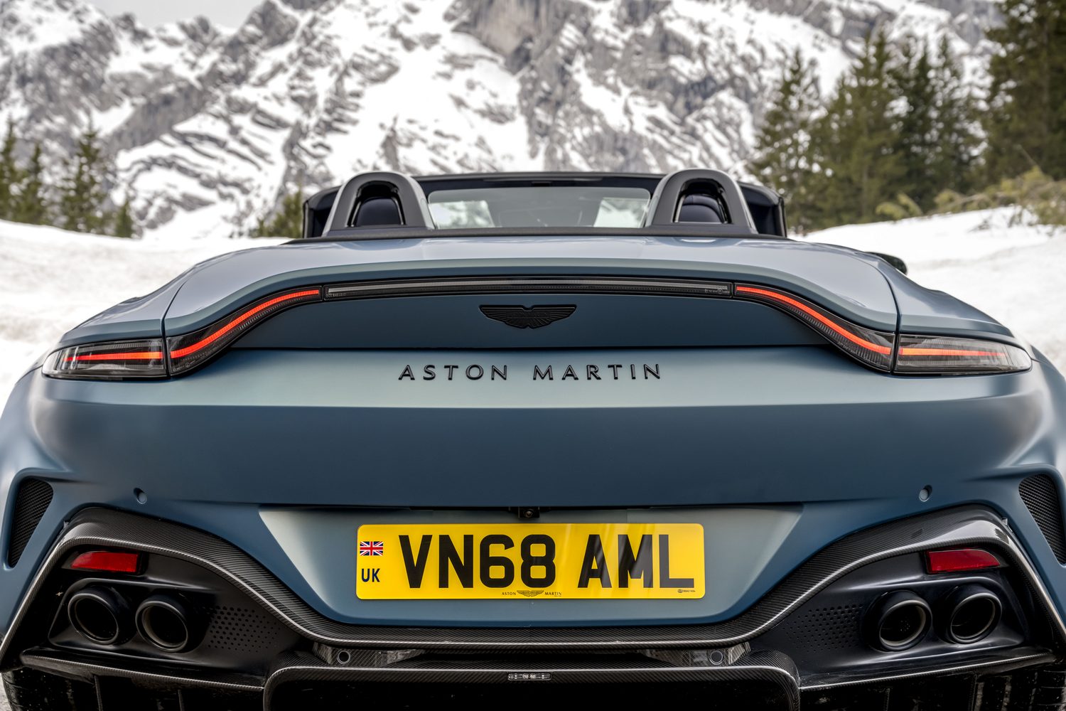 Aston Martin Vantage Roadster (2025)