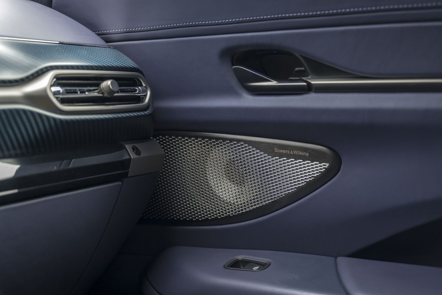 Aston Martin Vantage Roadster (2025)