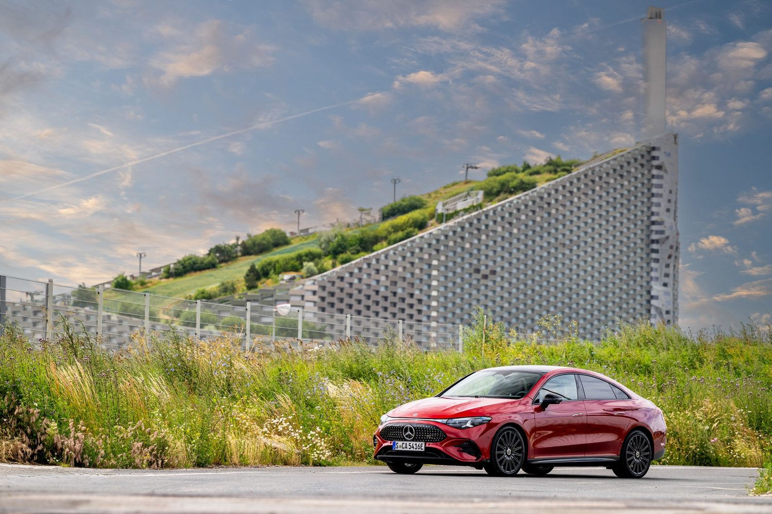 Mercedes-Benz CLA 250+ electric (2025) Mercedes-Benz CLA 250+ electric (2025)