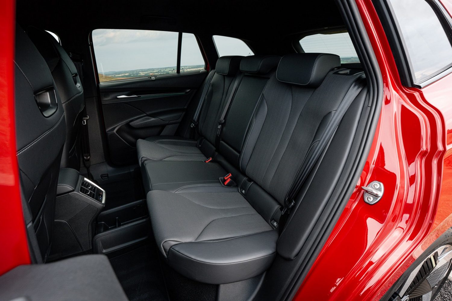 Skoda Enyaq RS (2025) Skoda Enyaq RS (2025)