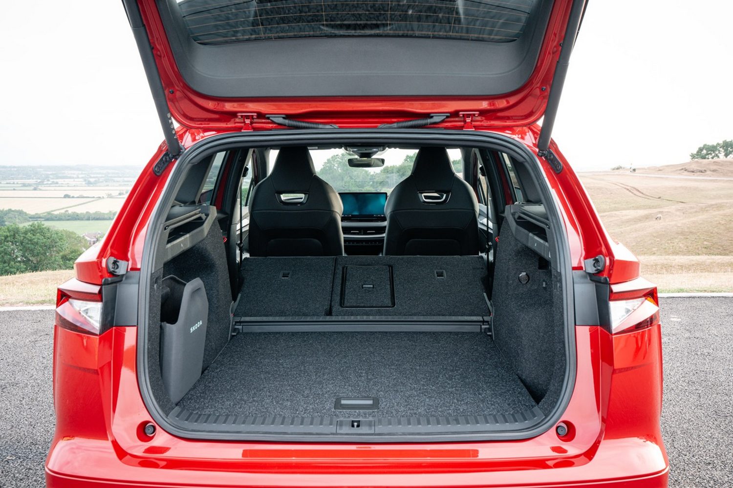 Skoda Enyaq RS (2025) Skoda Enyaq RS (2025)