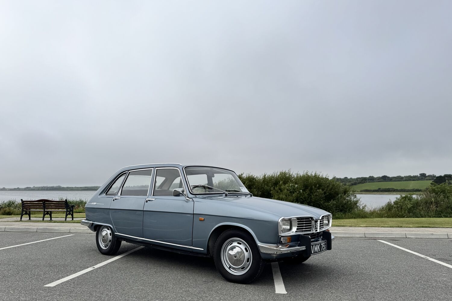 Renault 16 hits 60 and meets an electric descendent Renault 16 hits 60 and meets an electric descendent