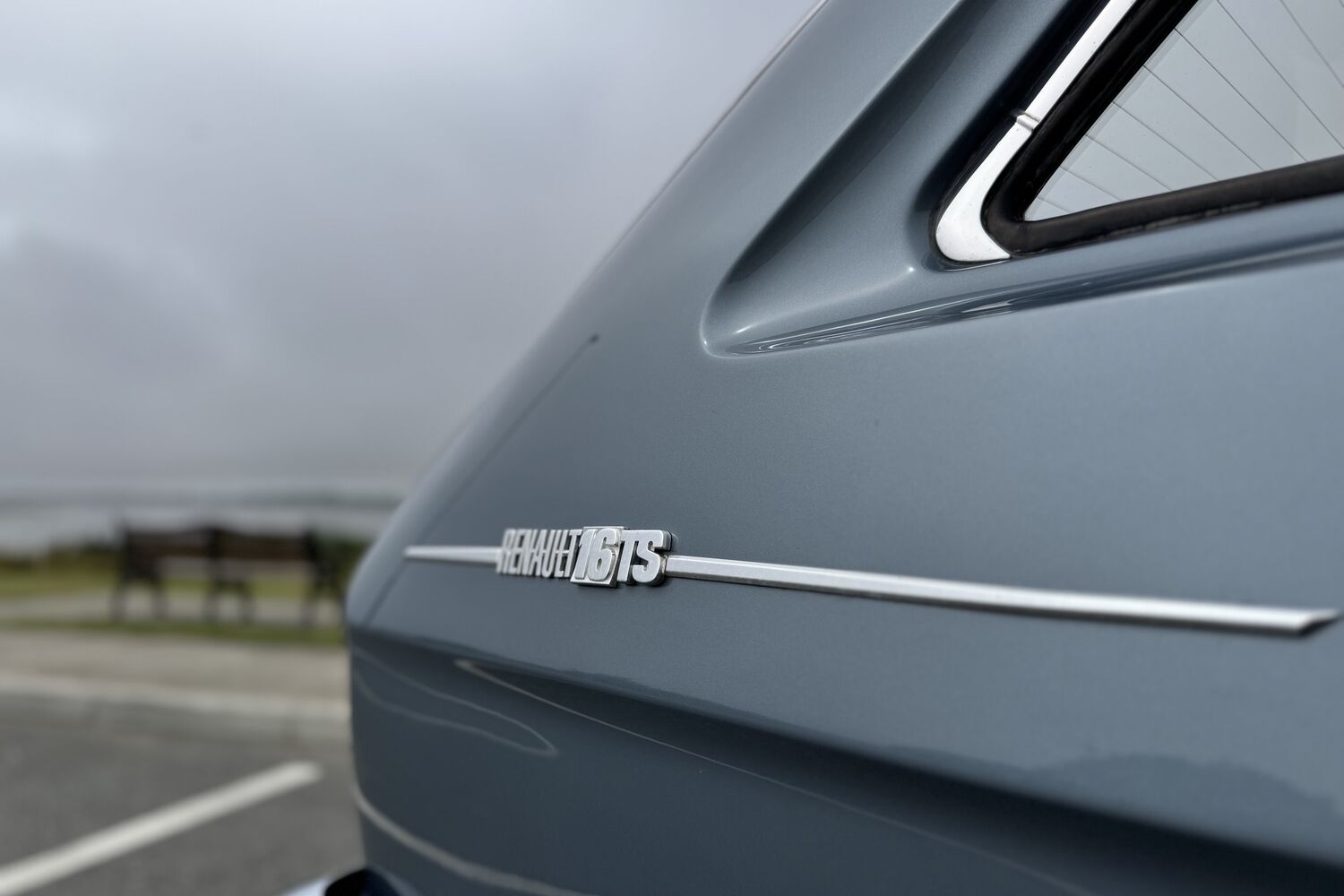 Renault 16 hits 60 and meets an electric descendent Renault 16 hits 60 and meets an electric descendent