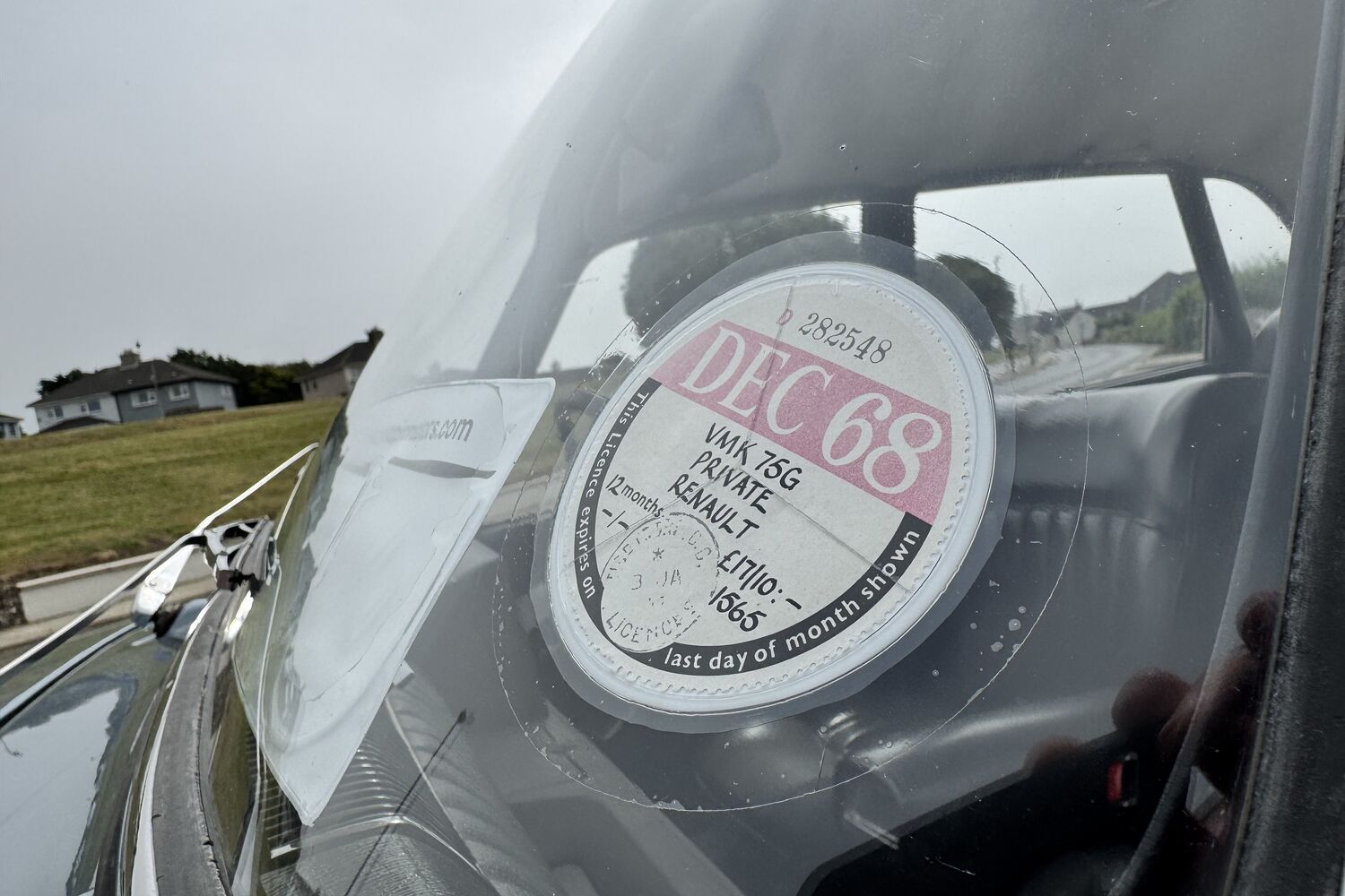 Renault 16 hits 60 and meets an electric descendent Renault 16 hits 60 and meets an electric descendent