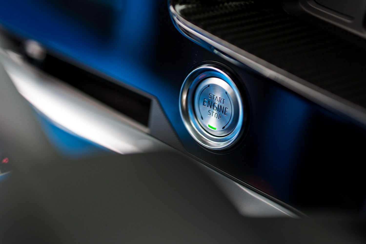 Chevrolet Corvette Stingray (2025) Chevrolet Corvette Stingray (2025)